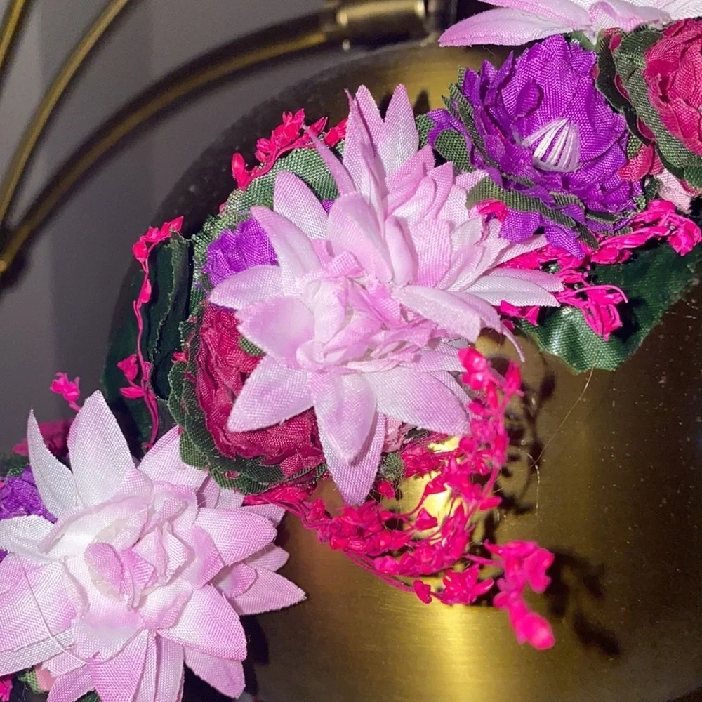 N/A floral headpiece